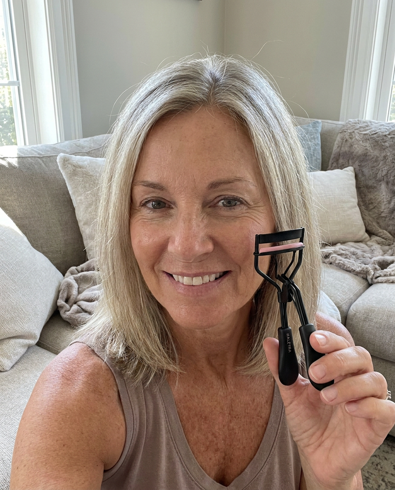 Roxanne, 61