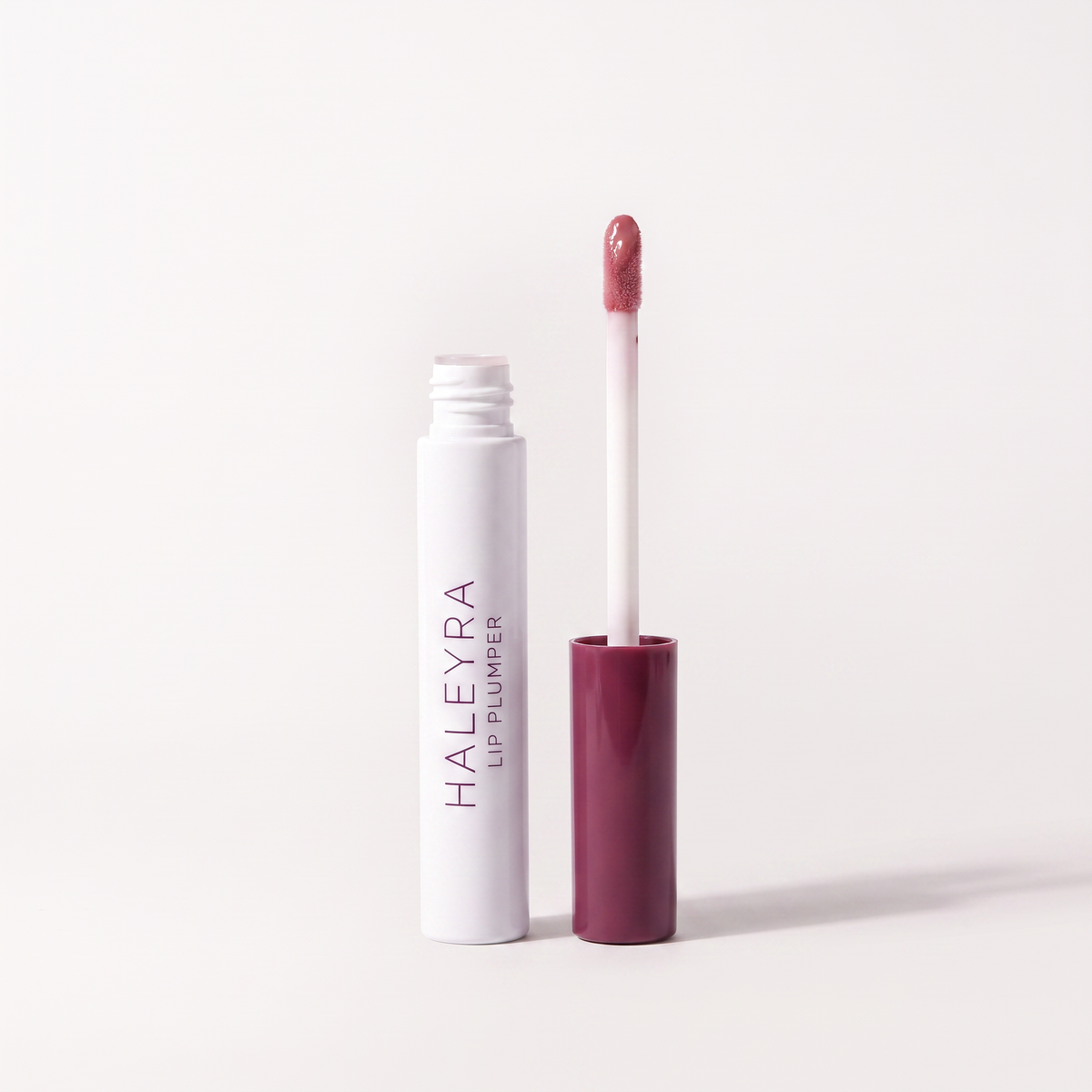 Haleyra Lip Plumper — doe-foot applicator